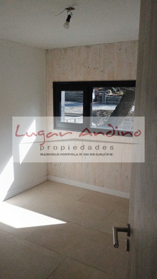 EXCELENTE PROPIEDAD EN ESTANCIA LOS ÑIRES! DEPTO. 3 DORM, 2 BAÑOS A ESTRENAR. IMPONENTES VISTAS!.