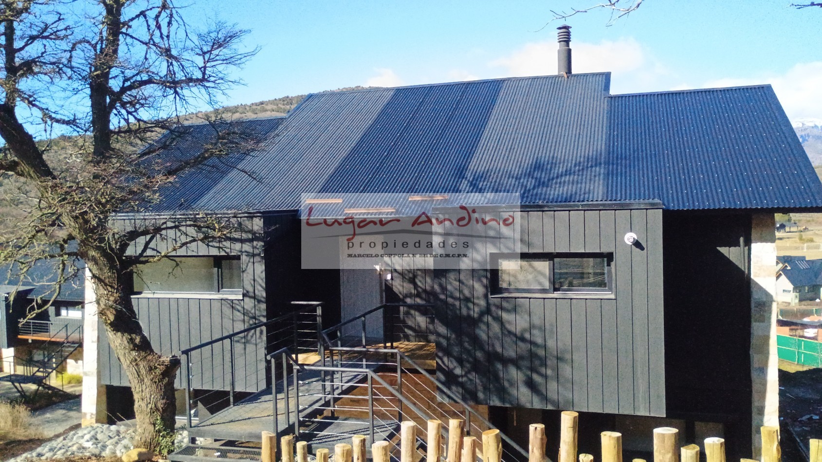 EXCELENTE PROPIEDAD EN ESTANCIA LOS ÑIRES! DEPTO. 3 DORM, 2 BAÑOS A ESTRENAR. IMPONENTES VISTAS!.